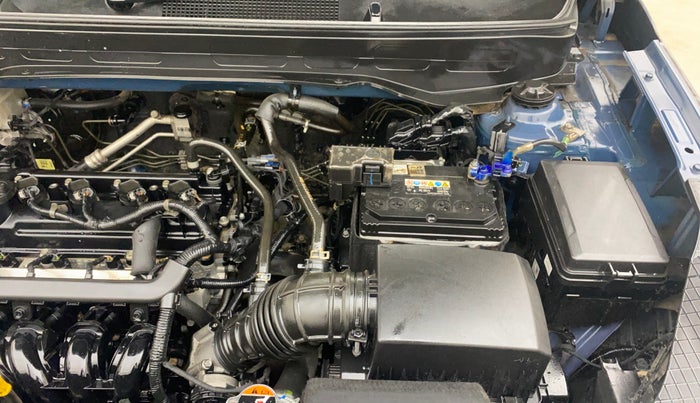 2020 Hyundai VENUE S 1.2, Petrol, Manual, 35,547 km, Engine View - Left