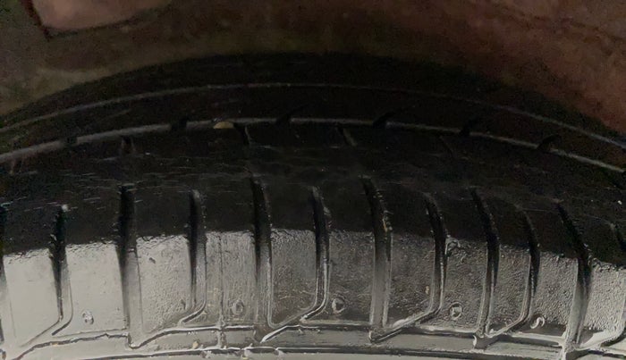2010 Hyundai i10 ERA 1.1, Petrol, Manual, 44,698 km, Right Rear Tyre Tread