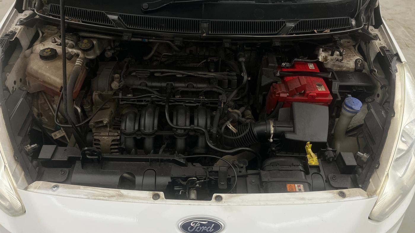 2016 Ford New Figo TITANIUM PLUS 1.2 PETROL, Petrol, Manual, 59,433 km, Engine View