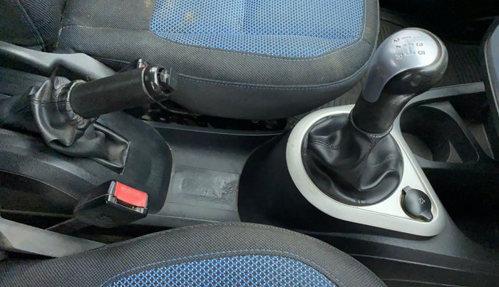2015 Ford Figo 1.4 TITANIUM DURATORQ, Diesel, Manual, 96,219 km, Gear Lever