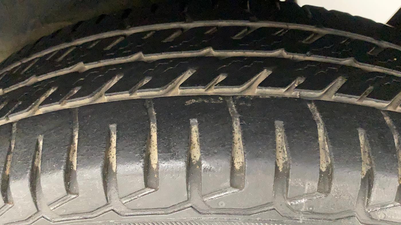 2012 Maruti Wagon R 1.0 VXI, Petrol, Manual, 93,169 km, Left Rear Tyre Tread