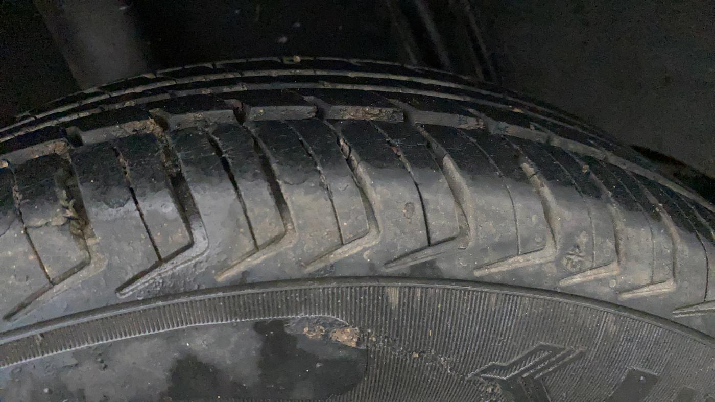 2018 Datsun Redi Go T (O), Petrol, Manual, 18,872 km, Right Rear Tyre Tread