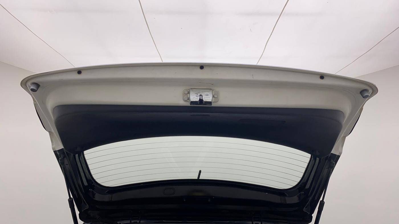 2018 Hyundai Elite i20 ASTA 1.2 DUAL TONE, CNG, Manual, 76,490 km, Boot Door Open