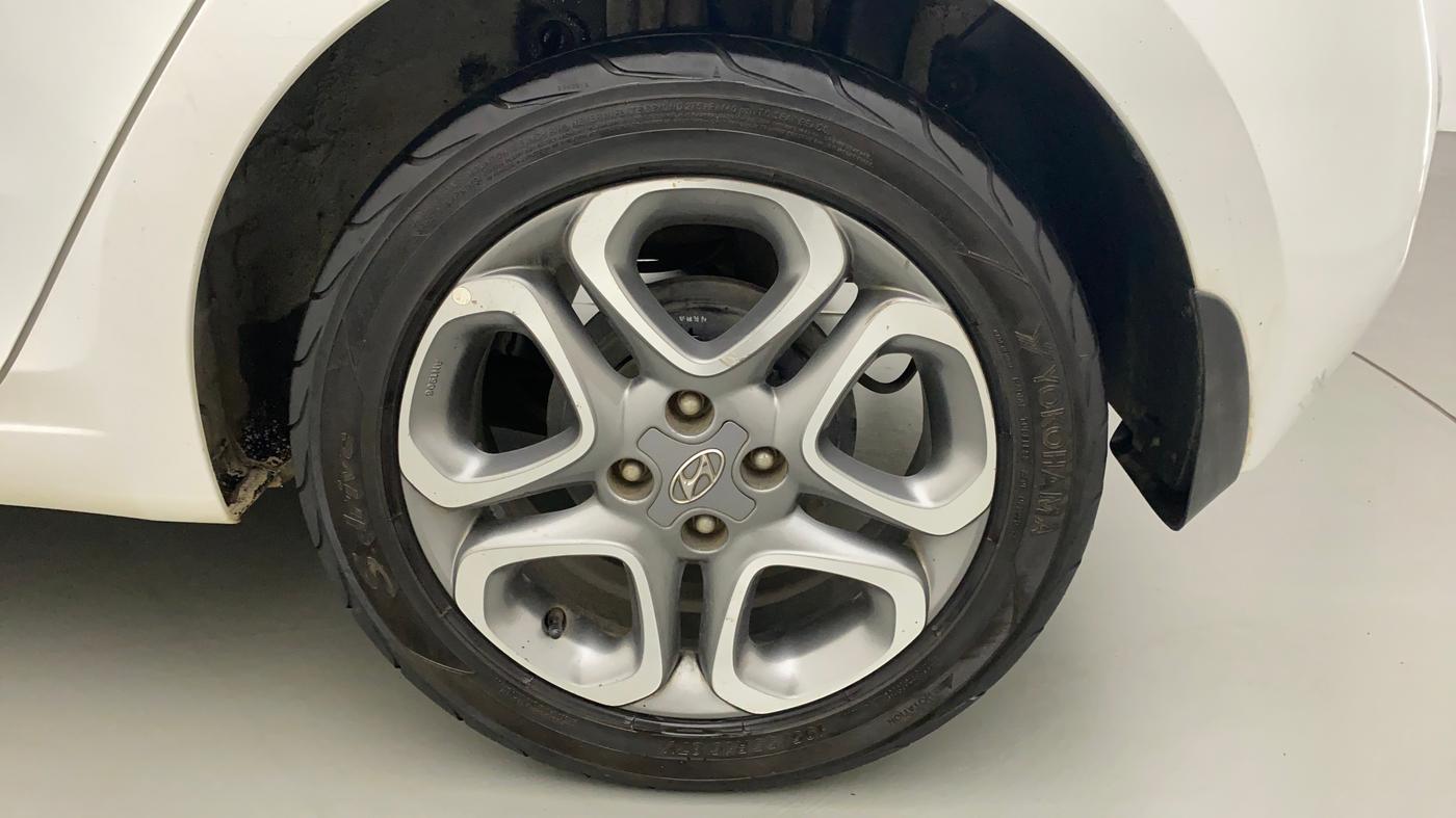2018 Hyundai Elite i20 ASTA 1.2 DUAL TONE, CNG, Manual, 76,490 km, Left Rear Wheel