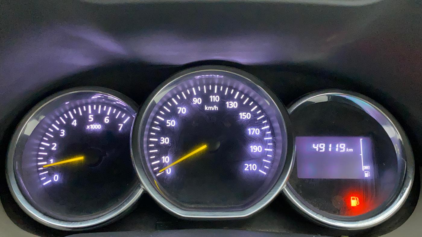 2015 Renault Duster RXL PETROL, Petrol, Manual, 49,118 km, Odometer Image