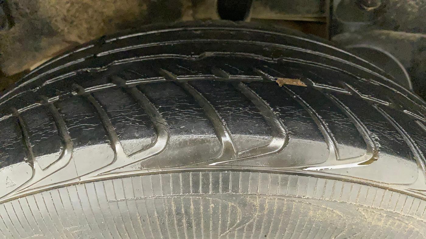 2015 Renault Duster RXL PETROL, Petrol, Manual, 49,118 km, Left Rear Tyre Tread