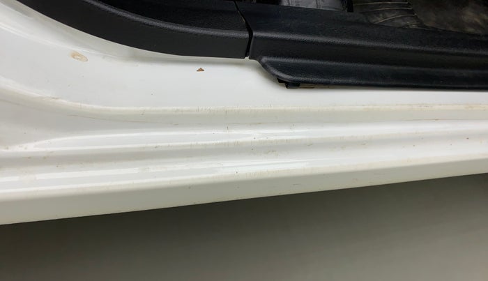 2020 Maruti New Wagon-R VXI 1.2, Petrol, Manual, 25,173 km, Right running board - Minor scratches