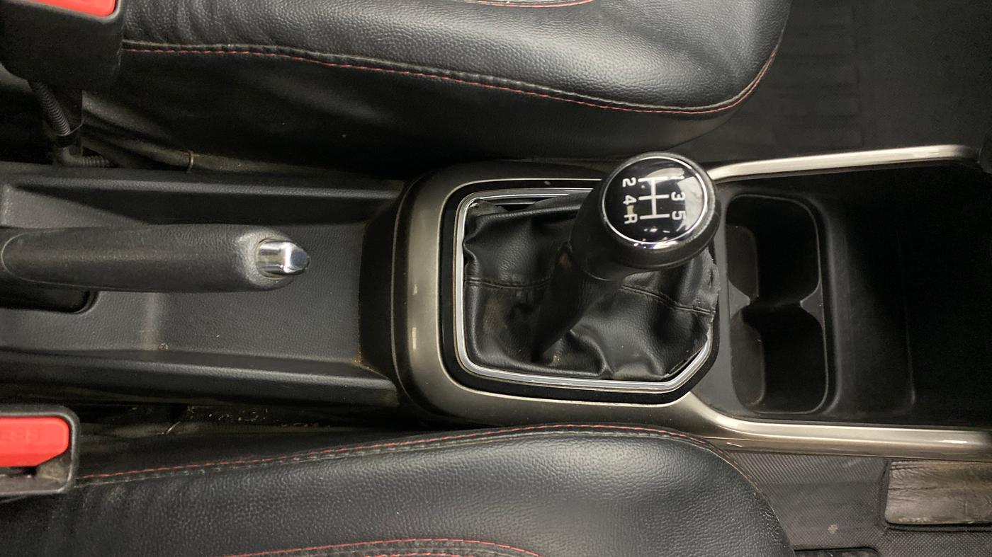 2019 Maruti IGNIS DELTA 1.2, Petrol, Manual, 47,471 km, Gear Lever