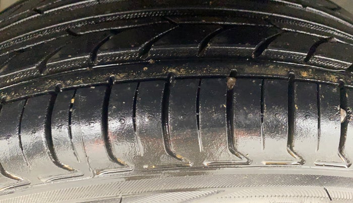 2018 Tata Tiago XTA PETROL, Petrol, Automatic, 23,823 km, Left Front Tyre Tread