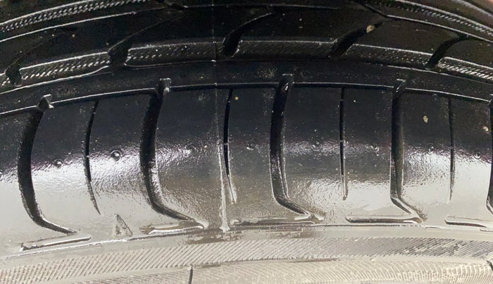 2018 Tata Tiago XTA PETROL, Petrol, Automatic, 23,823 km, Right Rear Tyre Tread