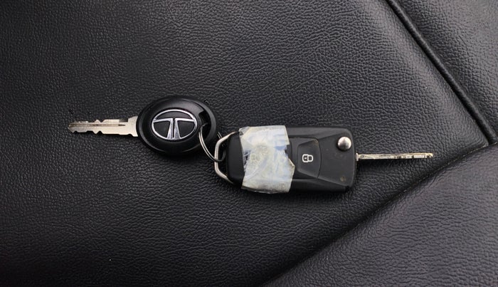 2018 Tata Tiago XTA PETROL, Petrol, Automatic, 23,823 km, Key Close Up