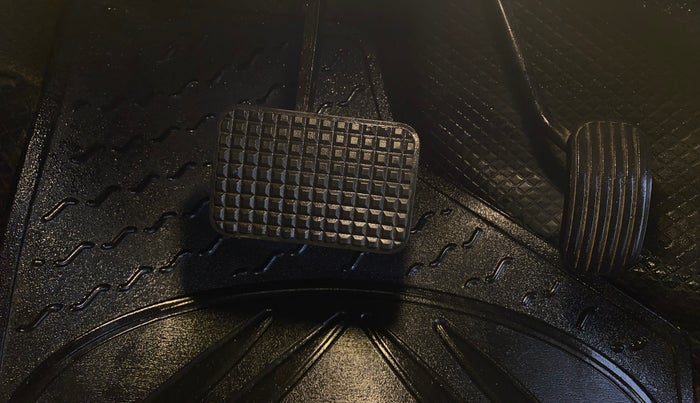 2018 Tata Tiago XTA PETROL, Petrol, Automatic, 23,823 km, Pedals