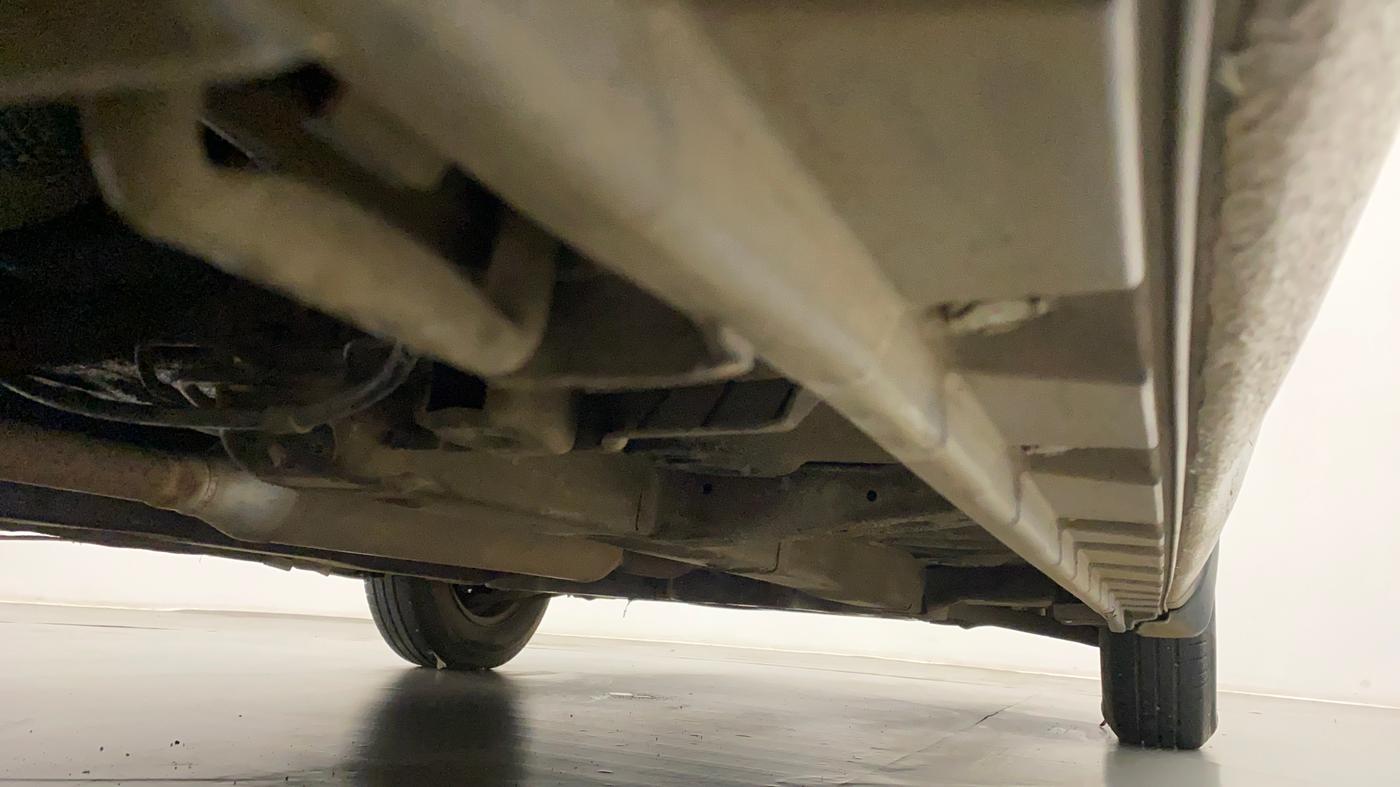 2012 Maruti Swift VXI, Petrol, Manual, 74,502 km, Right Side Underbody