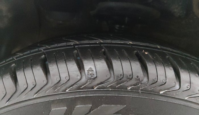 2014 Hyundai Xcent BASE 1.2, Petrol, Manual, 51,457 km, Left Front Tyre Tread