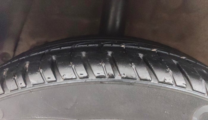 2014 Hyundai Xcent BASE 1.2, Petrol, Manual, 51,457 km, Right Rear Tyre Tread