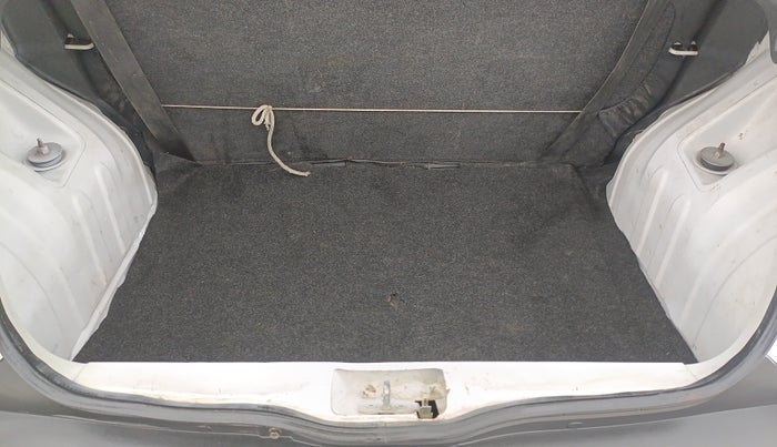 2017 Renault Kwid RXL, Petrol, Manual, 43,558 km, Boot Inside