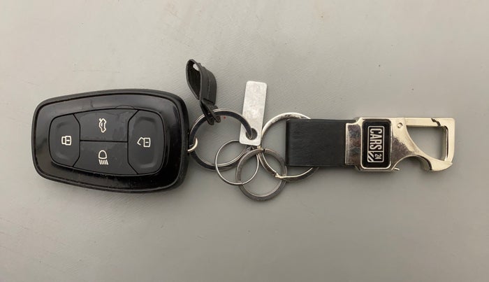 2020 Tata ALTROZ XZ 1.2, Petrol, Manual, 19,911 km, Key Close Up