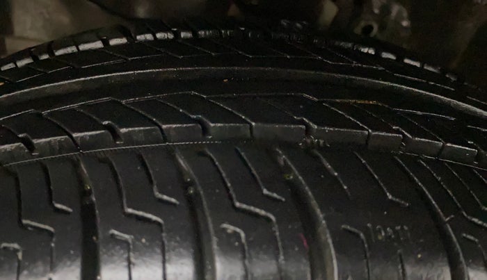 2015 Honda Amaze 1.2L I-VTEC VX, Petrol, Manual, 58,488 km, Left Front Tyre Tread