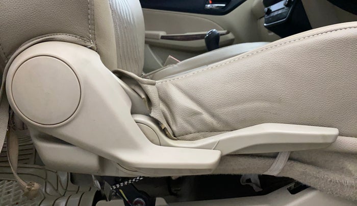 2018 Maruti Dzire ZDI, Diesel, Manual, 96,403 km, Driver Side Adjustment Panel