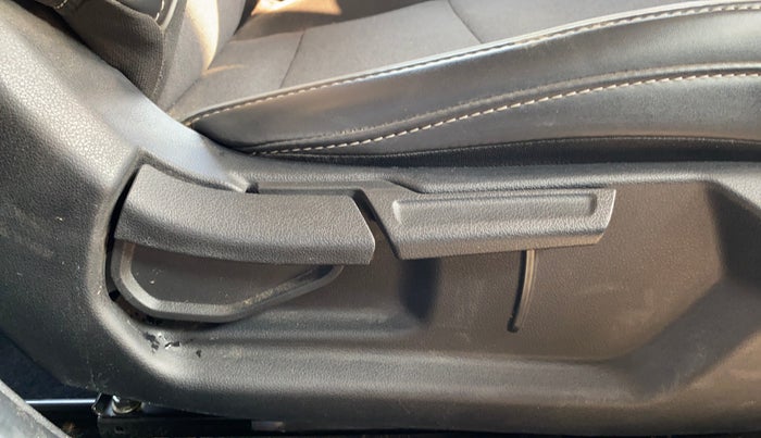 2023 Hyundai EXTER  SX 1.2 AMT, Petrol, Automatic, 14,684 km, Driver Side Adjustment Panel