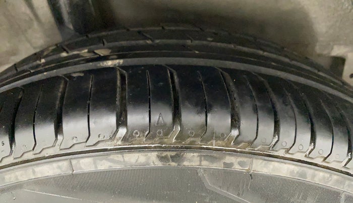 2015 Honda City 1.5L I-VTEC SV, Petrol, Manual, 66,517 km, Right Rear Tyre Tread