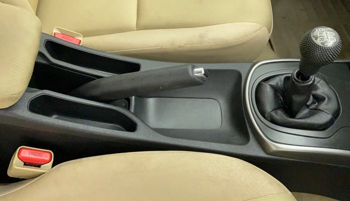 2015 Honda City 1.5L I-VTEC SV, Petrol, Manual, 66,517 km, Gear Lever