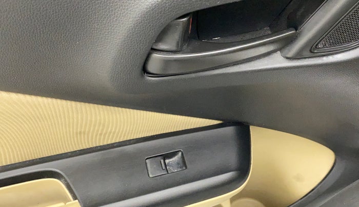 2015 Honda City 1.5L I-VTEC SV, Petrol, Manual, 66,517 km, Left front window switch / handle - Power window makes minor noise