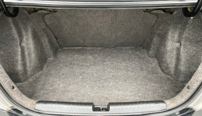 2014 Honda Amaze 1.5 SMT I DTEC, Diesel, Manual, 41,882 km, Boot Inside