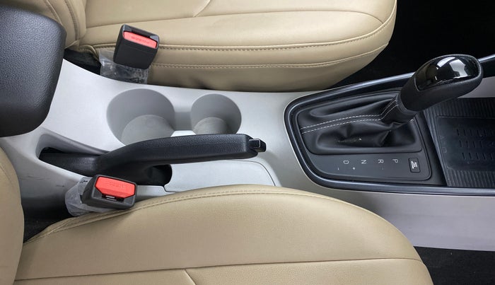 2024 Hyundai NEW I20 Sportz (O) 1.2 IVT, Petrol, Automatic, 9,472 km, Gear Lever