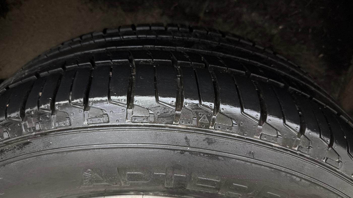 2022 Mahindra SCORPIO-N Z8 L PETROL AT 6 STR, Petrol, Automatic, 63,201 km, Left Rear Tyre Tread