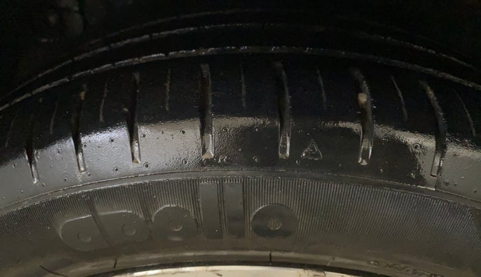 2014 Hyundai Verna FLUIDIC 1.6 VTVT SX OPT, Petrol, Manual, 79,022 km, Right Rear Tyre Tread