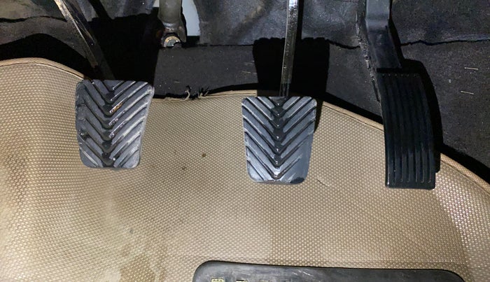 2014 Hyundai Verna FLUIDIC 1.6 VTVT SX OPT, Petrol, Manual, 79,022 km, Pedals