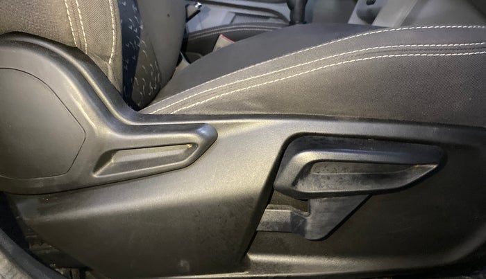2021 Tata Tiago XZ PETROL, Petrol, Manual, 49,561 km, Driver Side Adjustment Panel