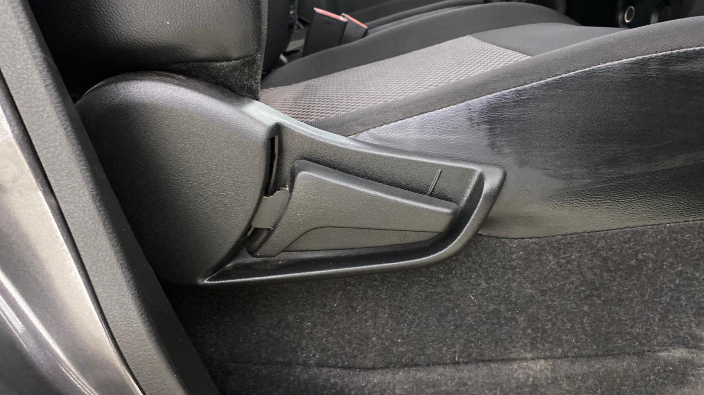 2020 Maruti S PRESSO VXI, Petrol, Manual, 17,504 km, Driver Side Adjustment Panel