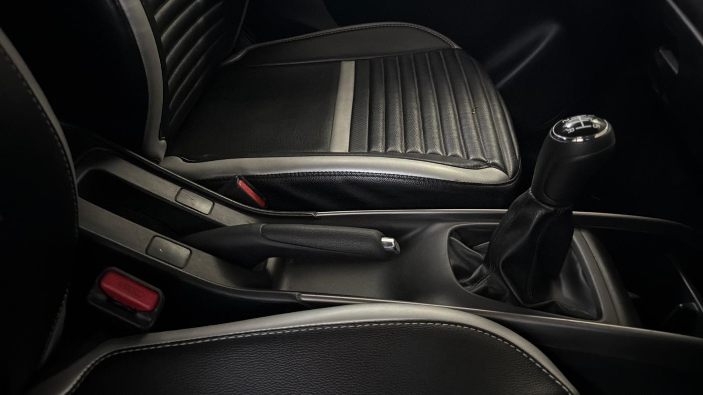 2021 Maruti Baleno DELTA PETROL 1.2, Petrol, Manual, 44,712 km, Gear Lever