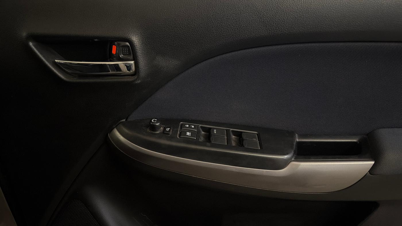 2021 Maruti Baleno DELTA PETROL 1.2, Petrol, Manual, 44,712 km, Driver Side Door Panels Control