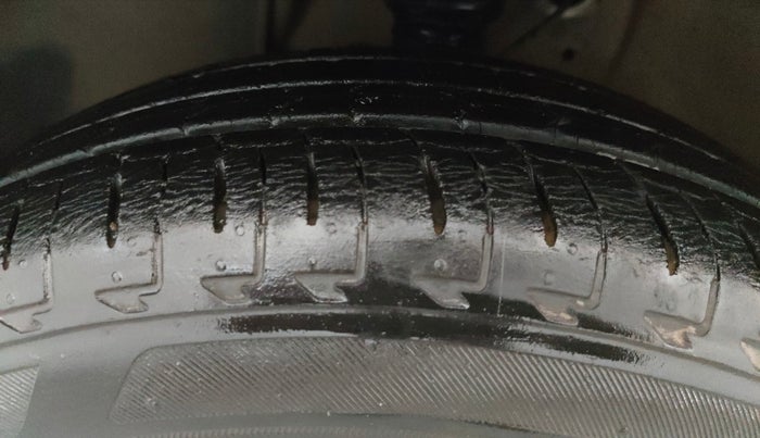 2017 Maruti IGNIS DELTA 1.2, Petrol, Manual, 19,207 km, Left Front Tyre Tread