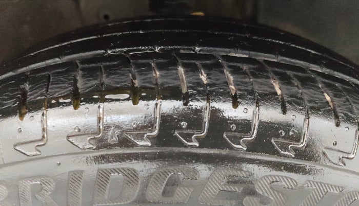 2017 Maruti IGNIS DELTA 1.2, Petrol, Manual, 19,207 km, Right Front Tyre Tread