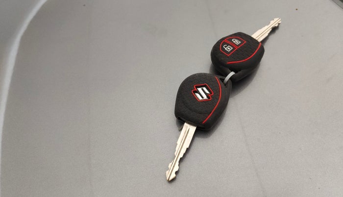 2017 Maruti IGNIS DELTA 1.2, Petrol, Manual, 19,207 km, Key Close Up