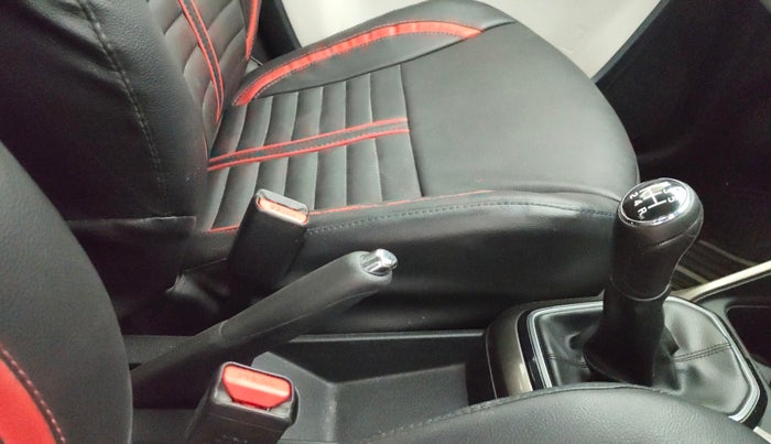 2017 Maruti IGNIS DELTA 1.2, Petrol, Manual, 19,207 km, Gear Lever