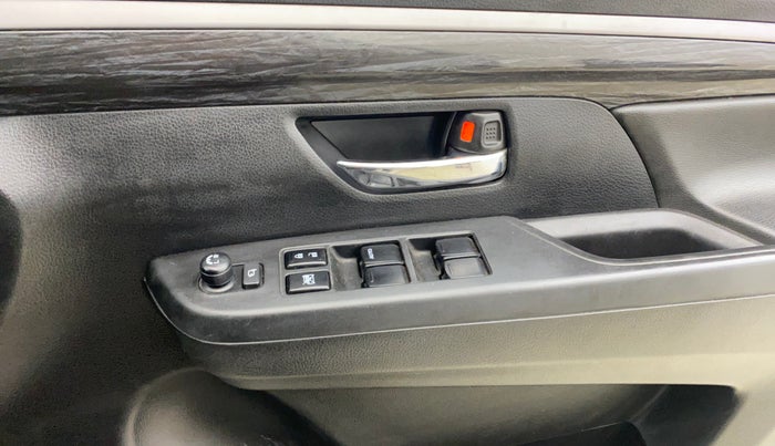 2020 Maruti XL6 ZETA MT, Petrol, Manual, 76,939 km, Driver Side Door Panels Control