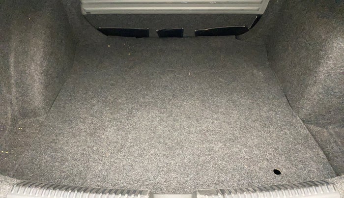 2021 Skoda Rapid AMBITION AT TSI, Petrol, Automatic, 60,923 km, Boot Inside