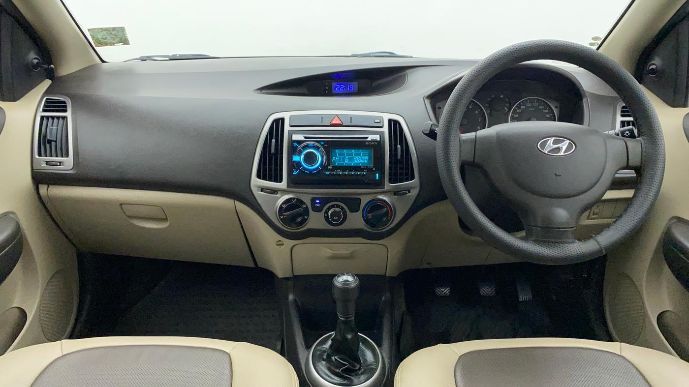 2013 Hyundai i20 MAGNA 1.2, Petrol, Manual, 41,670 km, Dashboard