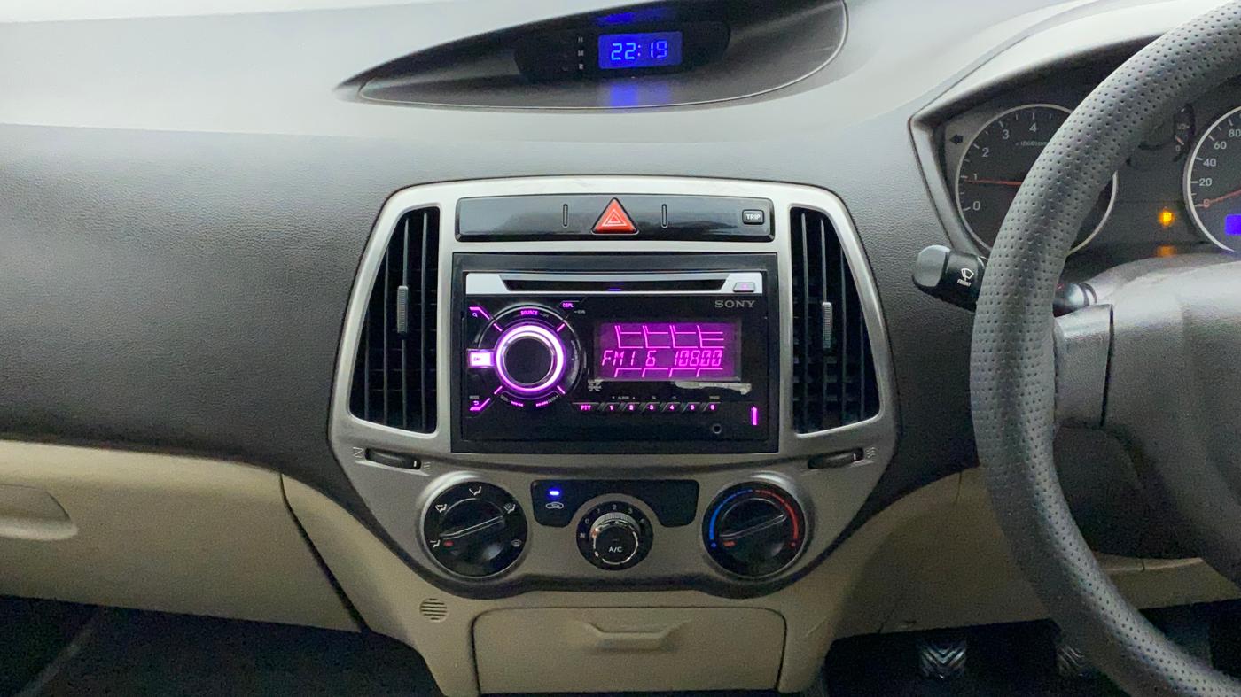 2013 Hyundai i20 MAGNA 1.2, Petrol, Manual, 41,670 km, Air Conditioner