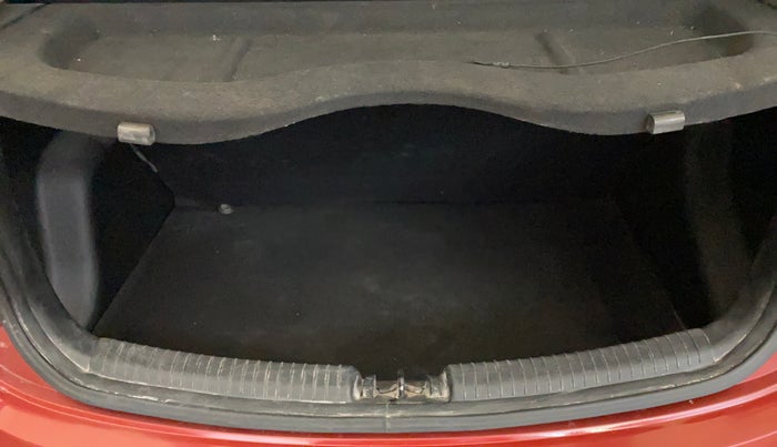 2019 Hyundai Grand i10 MAGNA 1.2 KAPPA VTVT, Petrol, Manual, 77,510 km, Boot Inside