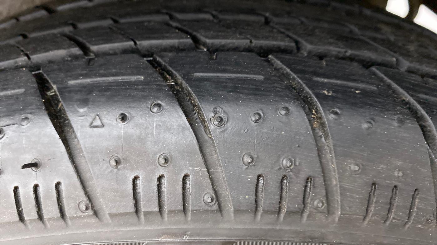 2017 Maruti Celerio VXI (O) AMT, Petrol, Automatic, 36,574 km, Left Rear Tyre Tread