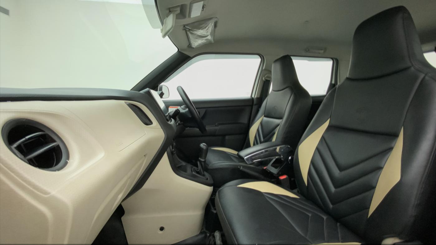 2019 Maruti New Wagon-R 1.0 Lxi (o) cng, CNG, Manual, Right Side Front Door Cabin