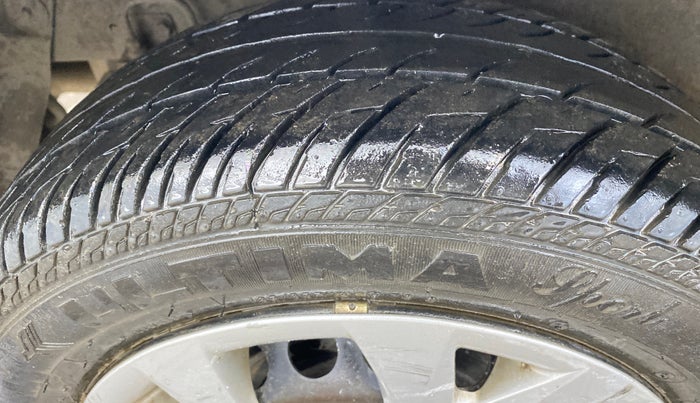 2015 Hyundai Grand i10 MAGNA 1.2 KAPPA VTVT, Petrol, Manual, 38,636 km, Right Rear Tyre Tread