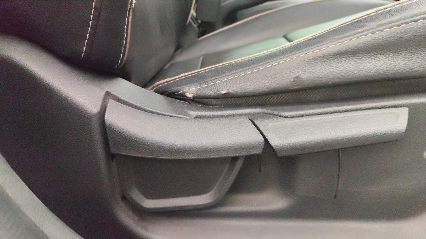 2021 Hyundai NEW I20 ASTA (O) 1.0 TURBO GDI DCT, Petrol, Automatic, 71,426 km, Driver Side Adjustment Panel