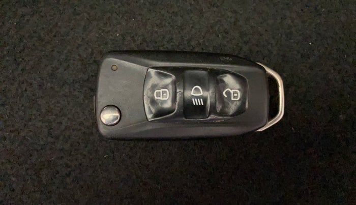 2018 Tata Tiago XZA PETROL, Petrol, Automatic, 39,282 km, Key Close Up